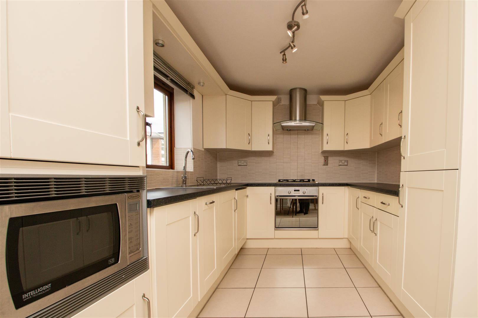 Kelling Way, Broughton